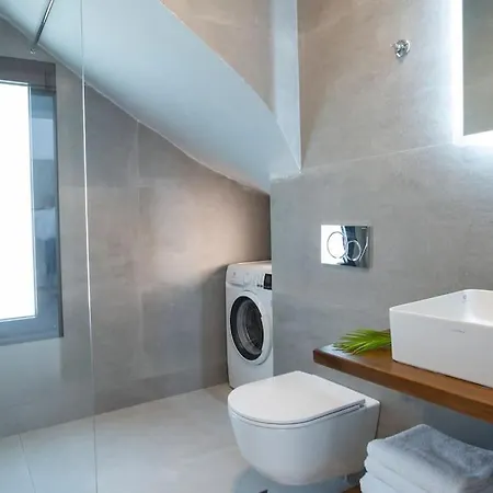 Seascape Lithos Villa *
