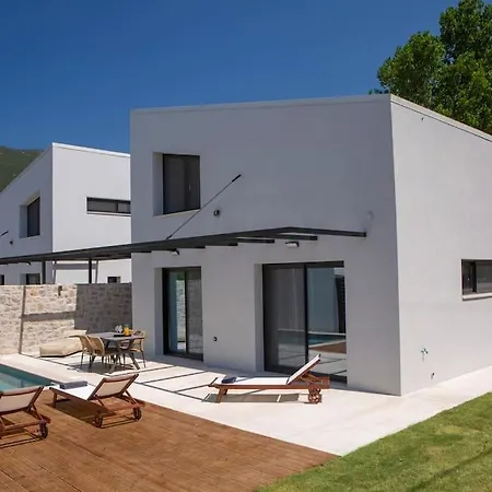 Seascape Lithos Villa *